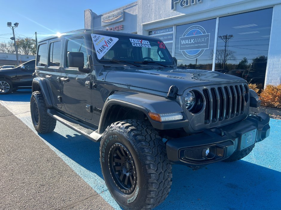 2020 Jeep Wrangler Unlimited Sahara Altitude 35 inch tire and wheel package