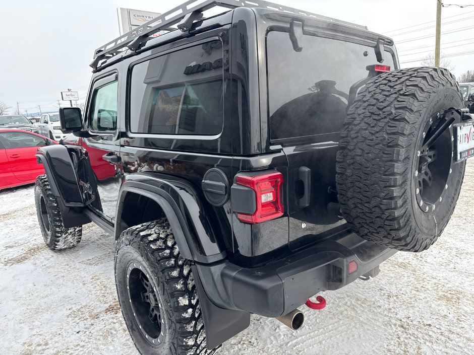 2018 Jeep Wrangler Rubicon Over 10 K in extras 35 inch rim, tire, fox lift, snorkel, steel bumper, package, , wench!!