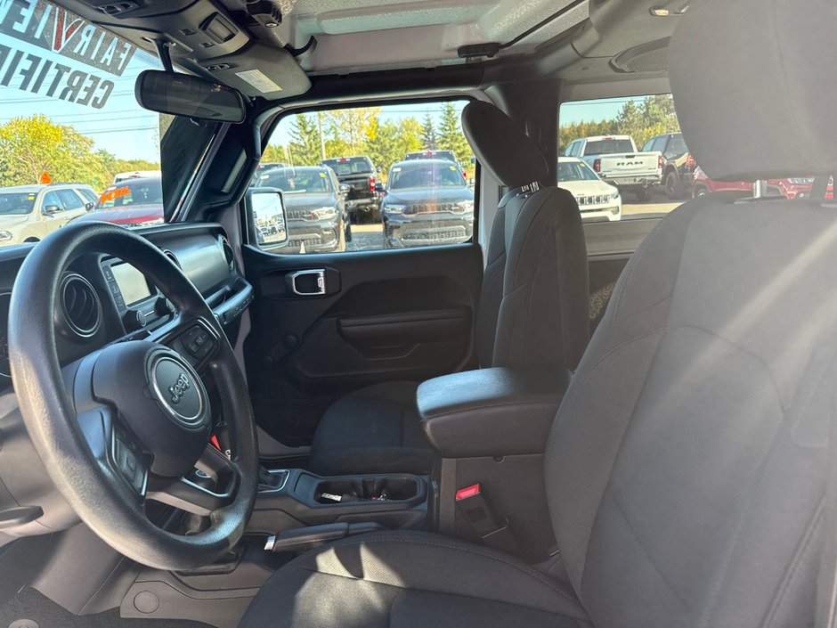 2021 Jeep Wrangler Sport Tire and rim package