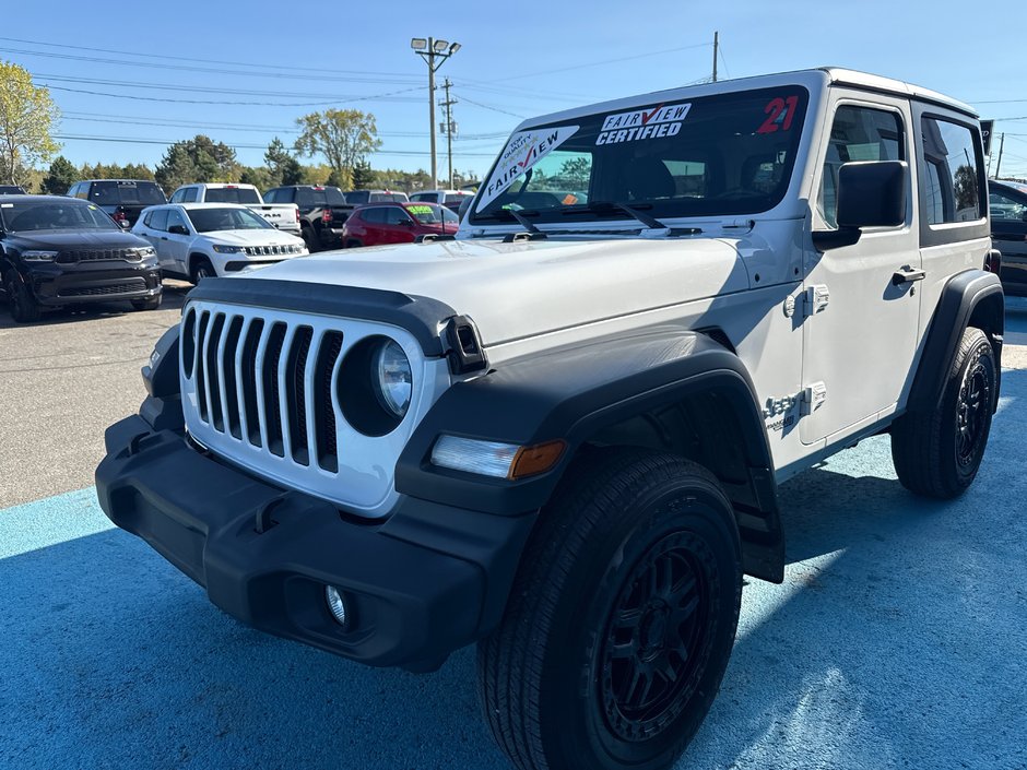 2021 Jeep Wrangler Sport Tire and rim package