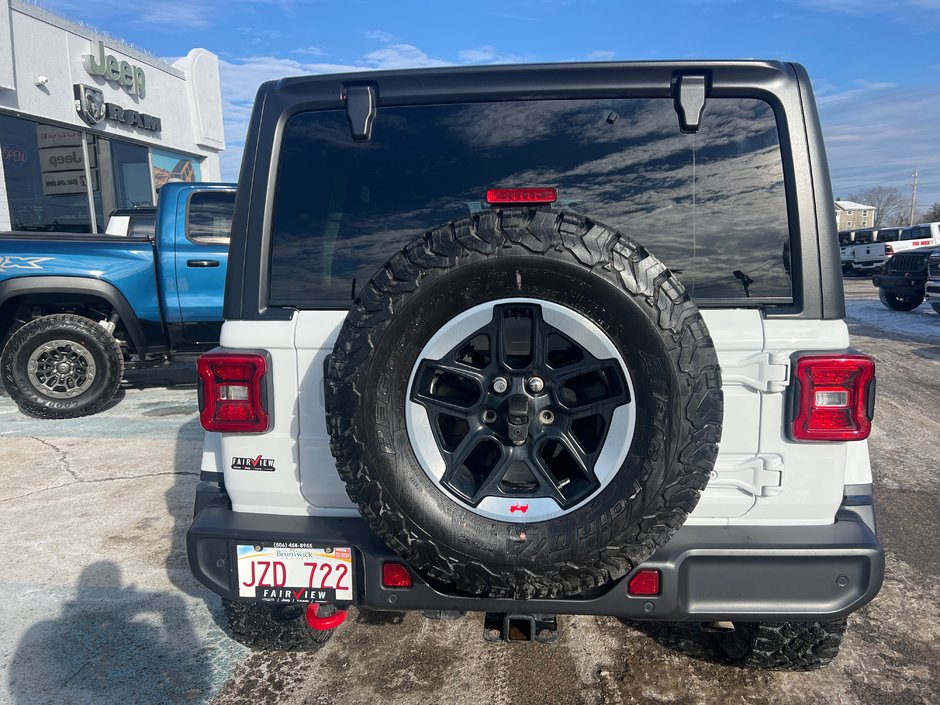 2022 Jeep Wrangler Unlimited Rubicon New tires