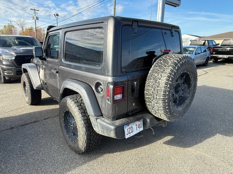 2022 Jeep WRANGLER SPORT