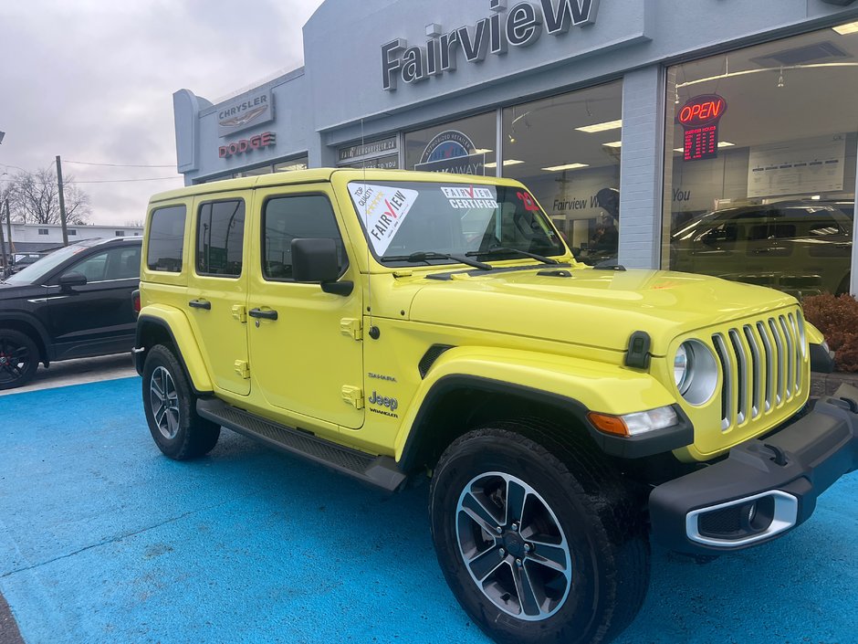 2023 Jeep Wrangler Sahara Colour matching top