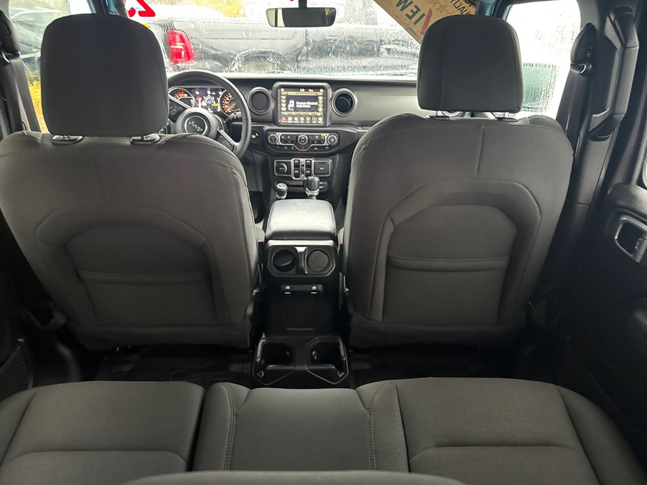 2023 Jeep Wrangler Willys Navigation and heated seats