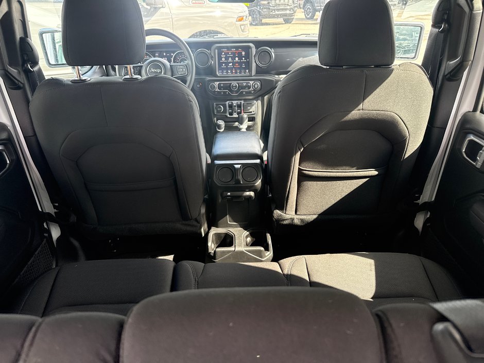 2023 Jeep Wrangler Sport Altitude