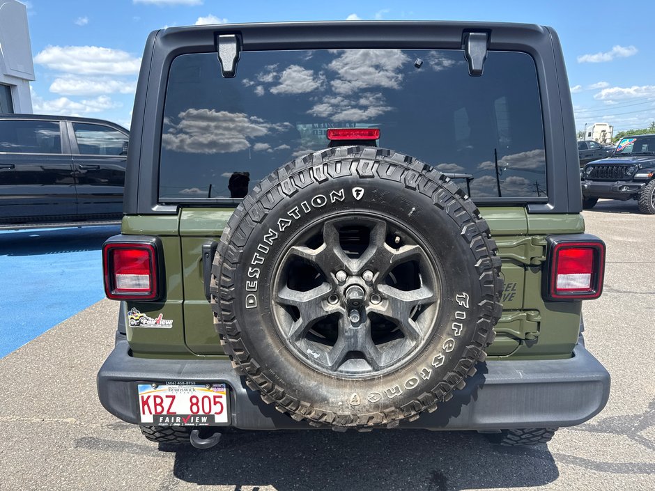2023 Jeep Wrangler Willys Only 15,000 km