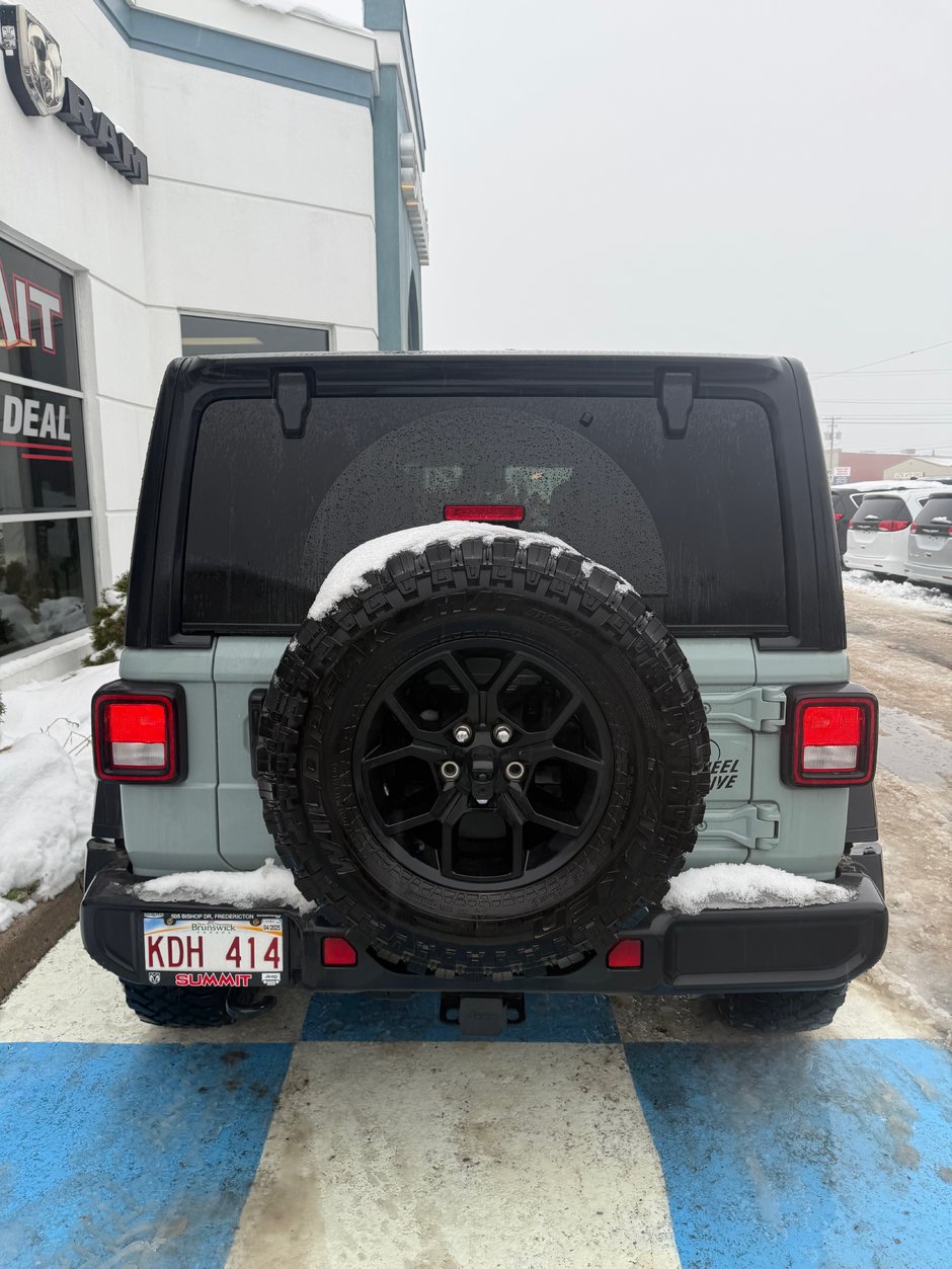 2024 Jeep Wrangler WILLYS