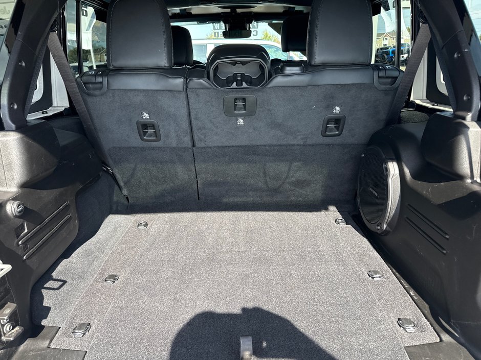 2024 Jeep Wrangler Rubicon X 35 inch tire and rim package, upgraded, suspension, lift, kit, wench, etc.