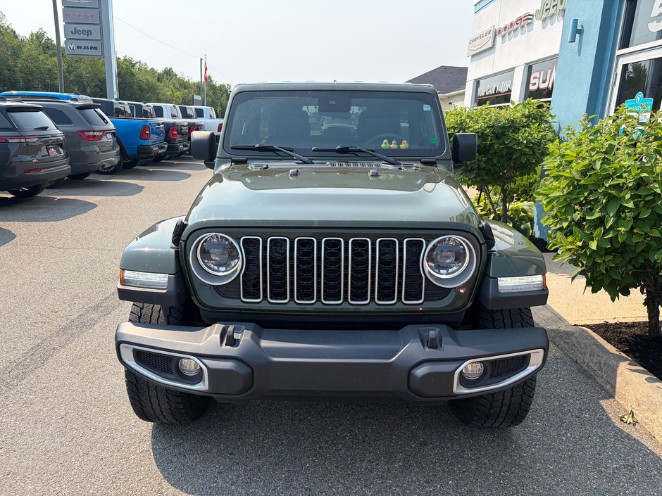 2024 Jeep WRANGLER SAHARA