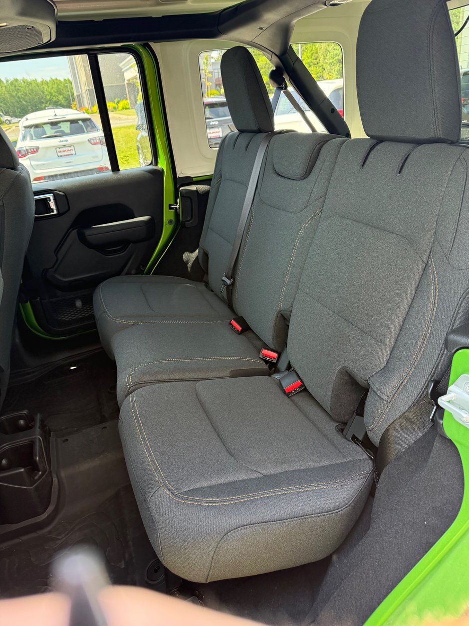2025 Jeep Wrangler WILLYS ONLY 477KMS!!!