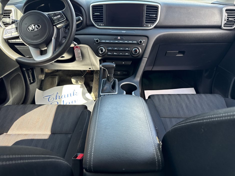 2022 Kia Sportage LX