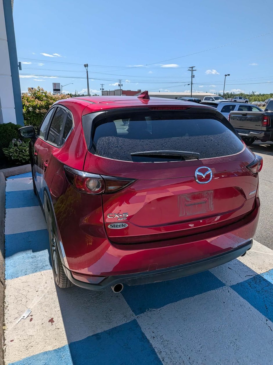 2020 Mazda CX-5 GS EXTREMELY LOW KM!
