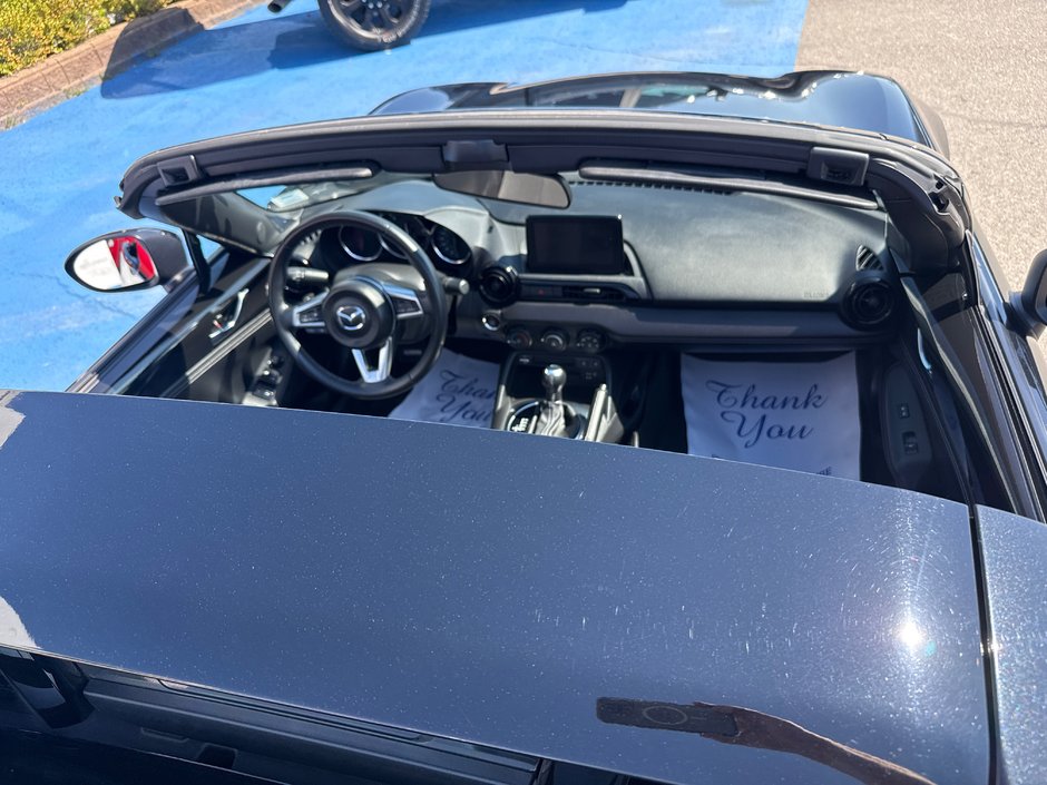 2021 Mazda MX-5 RF GS-P Hardtop convertible