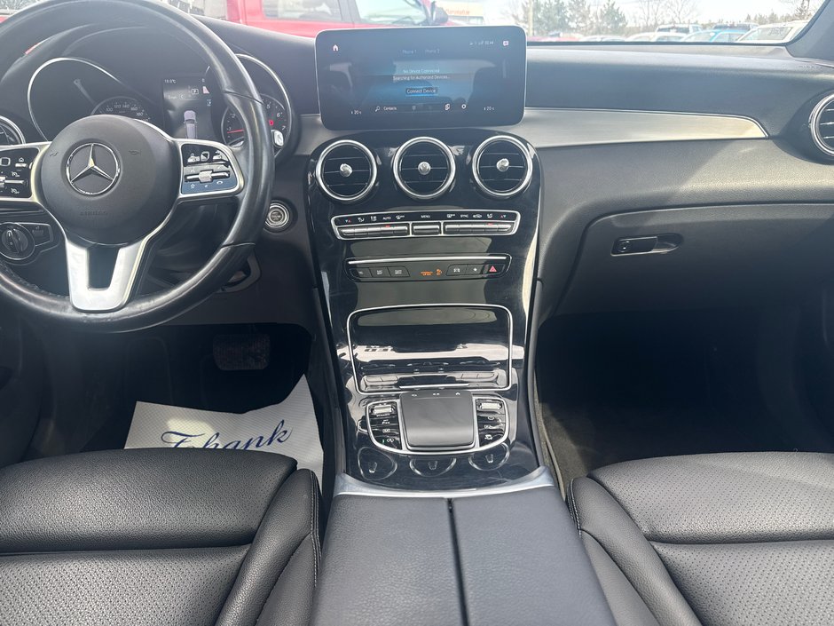 2022 Mercedes-Benz GLC 300