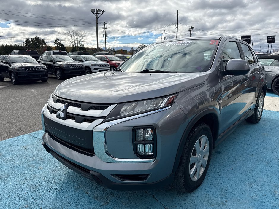 2021 Mitsubishi RVR ES