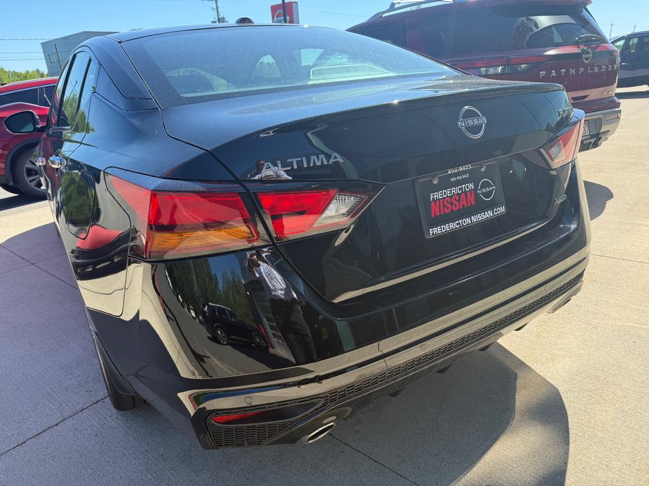 Nissan ALTIMA PLATINUM 2025