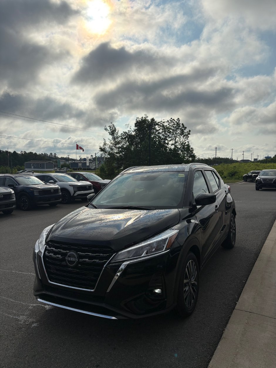 2025 Nissan Kicks Play SV