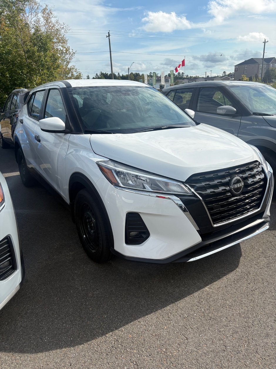 Nissan KICKS PLAY S 2025