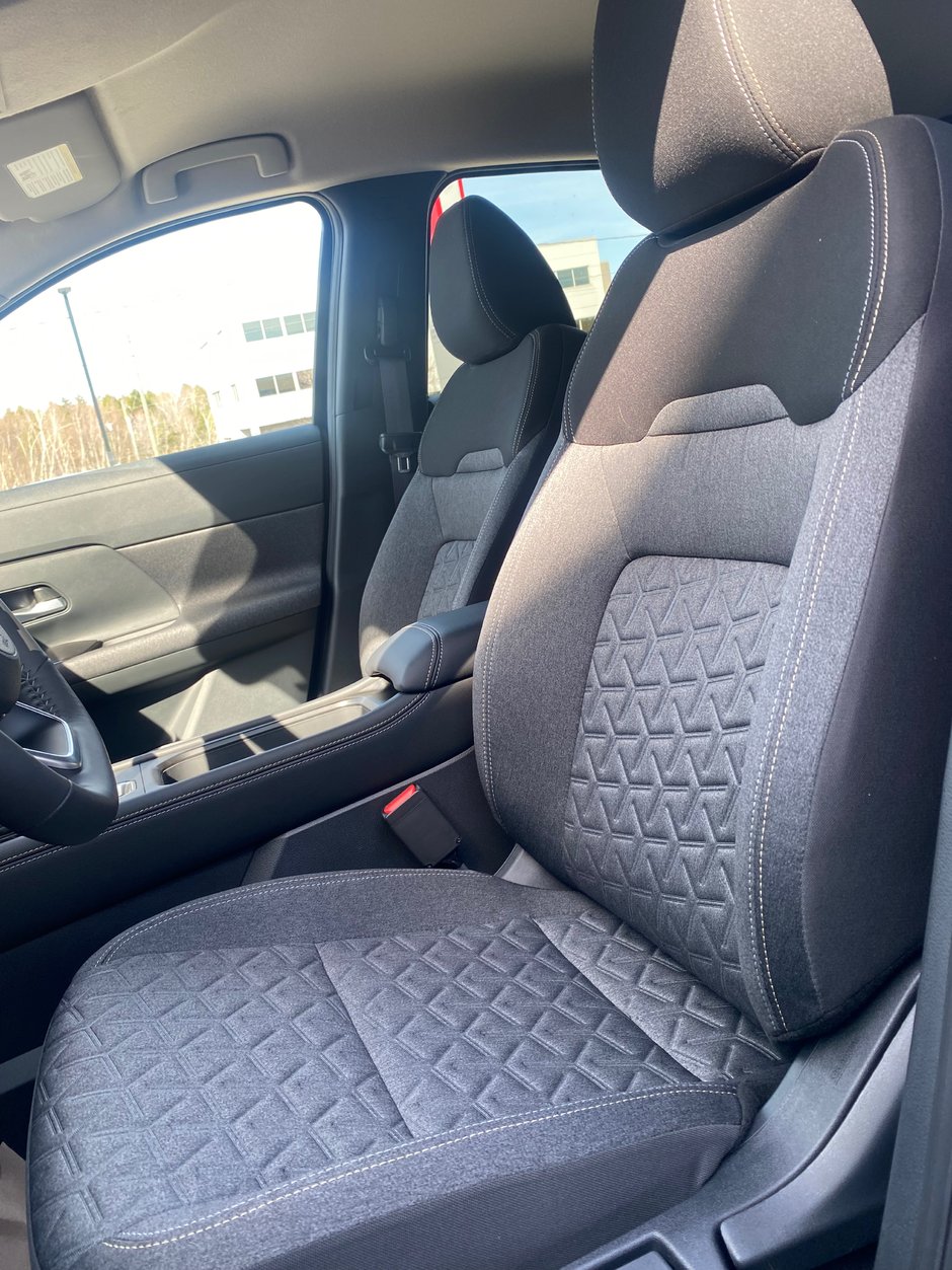 Nissan Kicks SV 2025