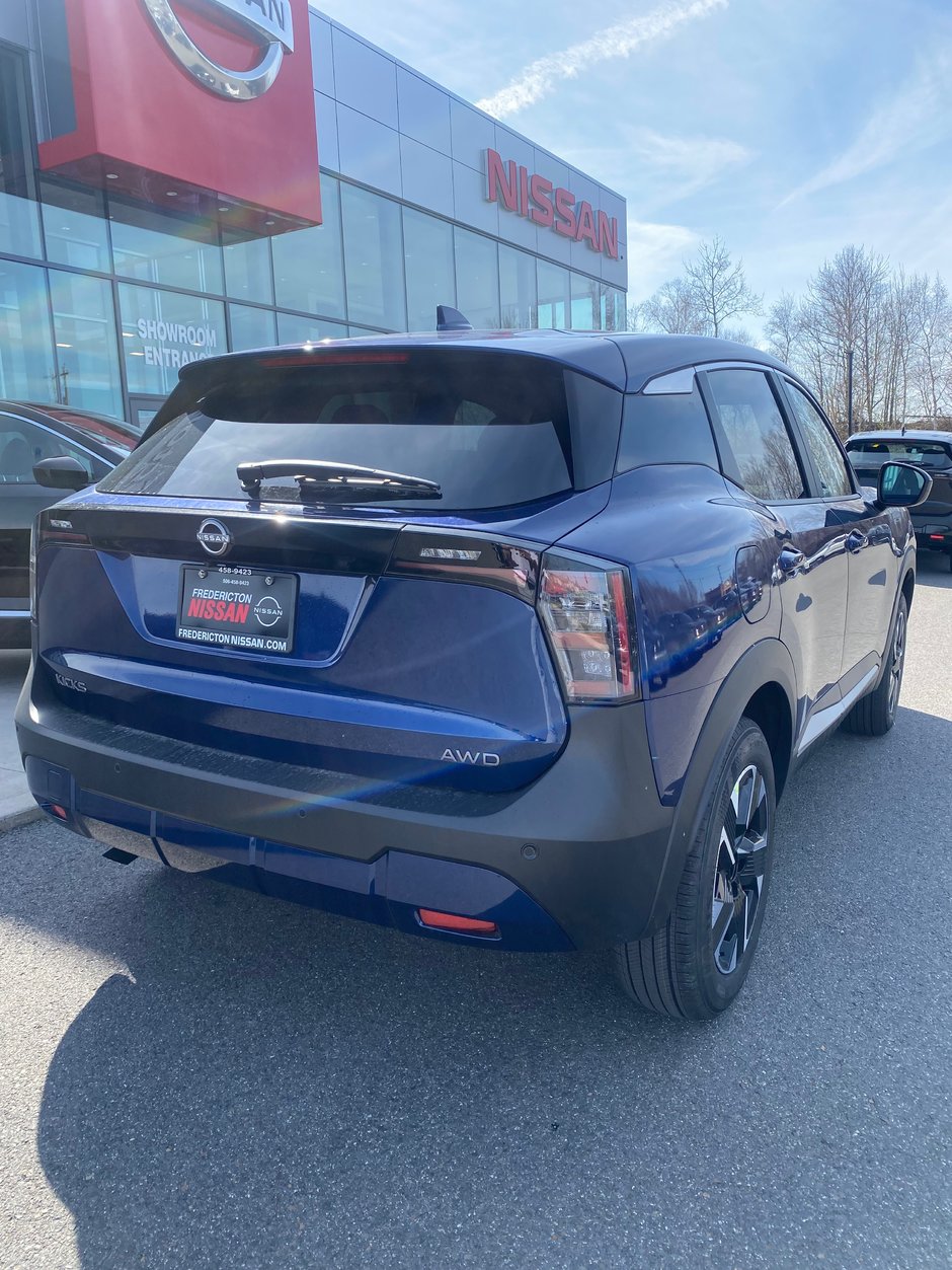Nissan Kicks SV 2025
