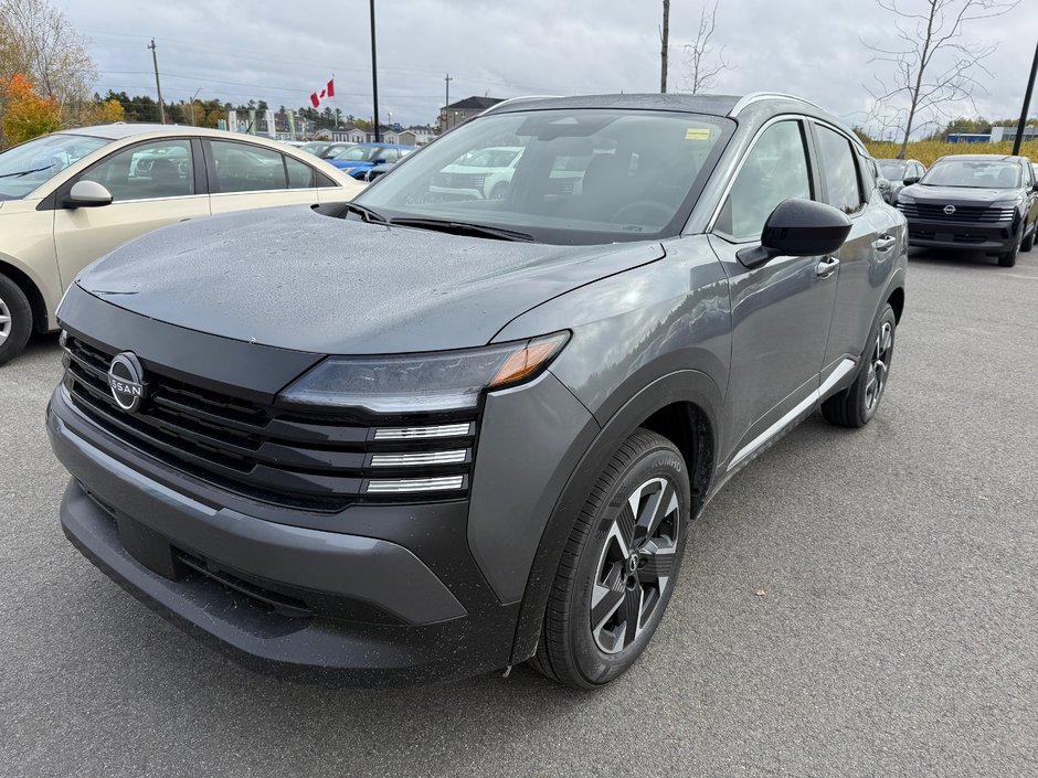 Nissan KICKS SV 2026