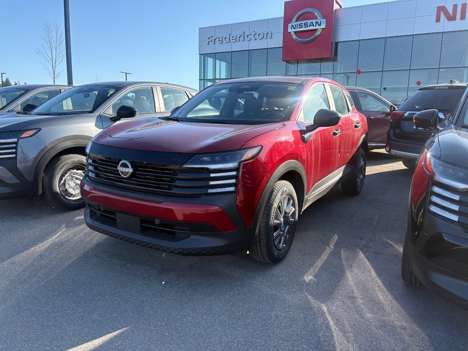 Nissan KICKS S 2026