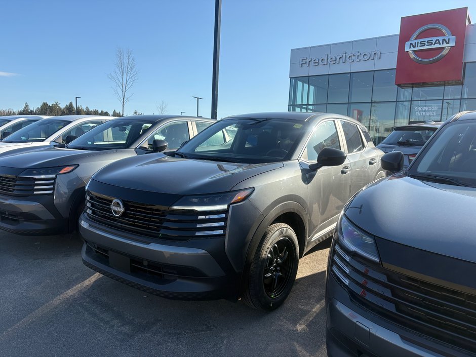 Nissan KICKS SV 2026