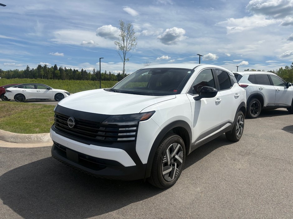 Nissan KICKS SV 2026