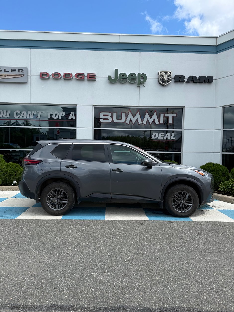2022 Nissan ROGUE S
