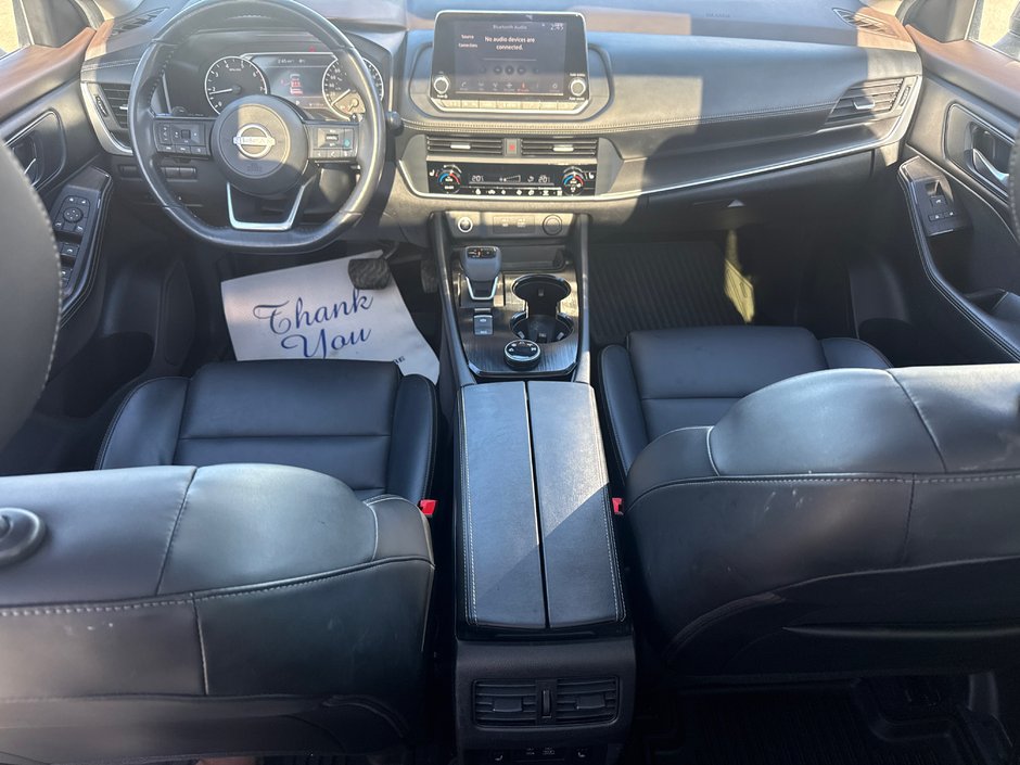 2023 Nissan Rogue SV midnight edition Fully loaded, leather sunroof, NAV black edition 360 camera cameras