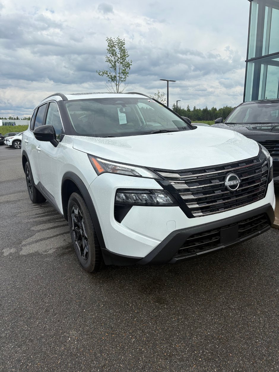 Nissan Rogue MIDNIGHT EDITION 2025