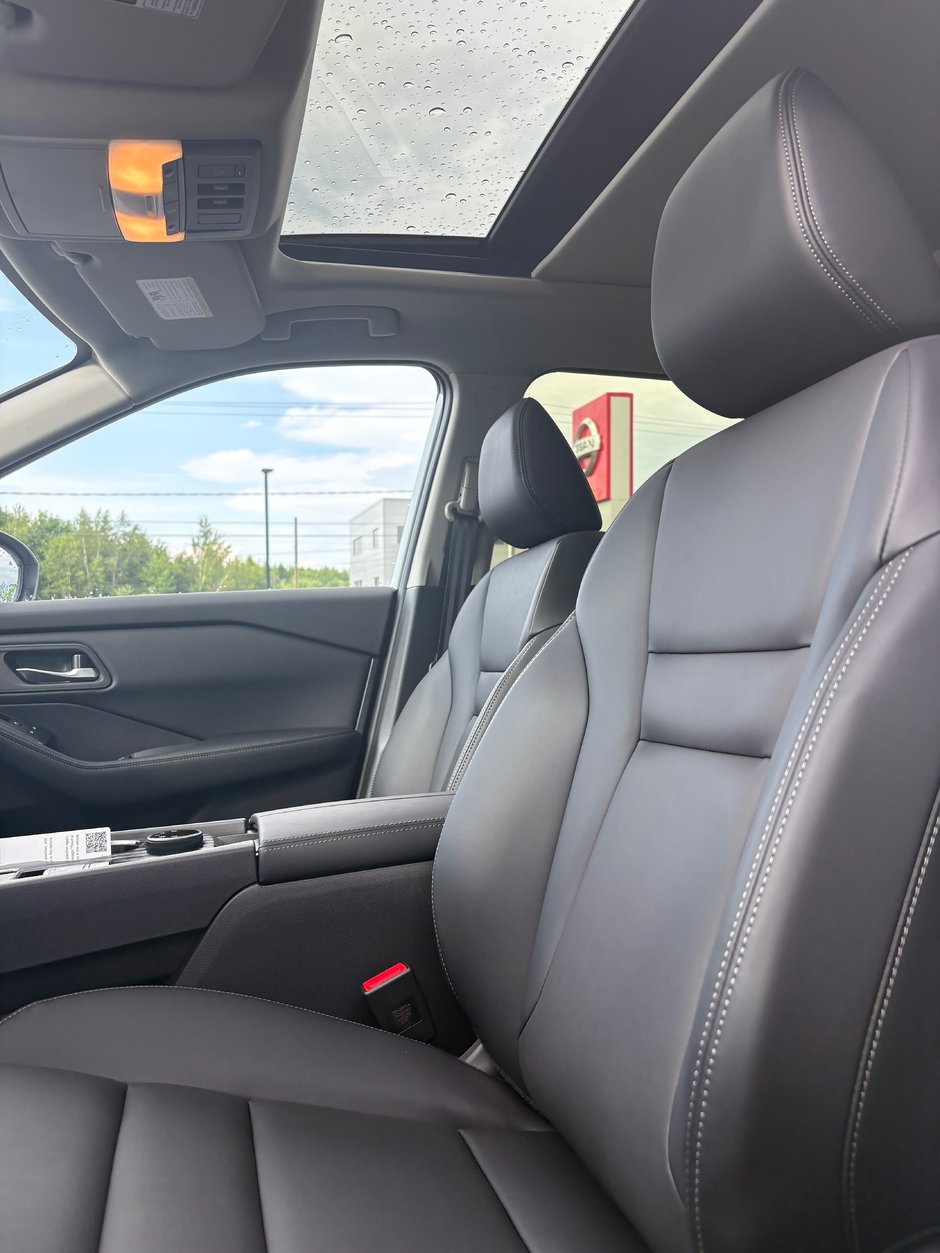 Nissan Rogue MIDNIGHT EDITION 2025