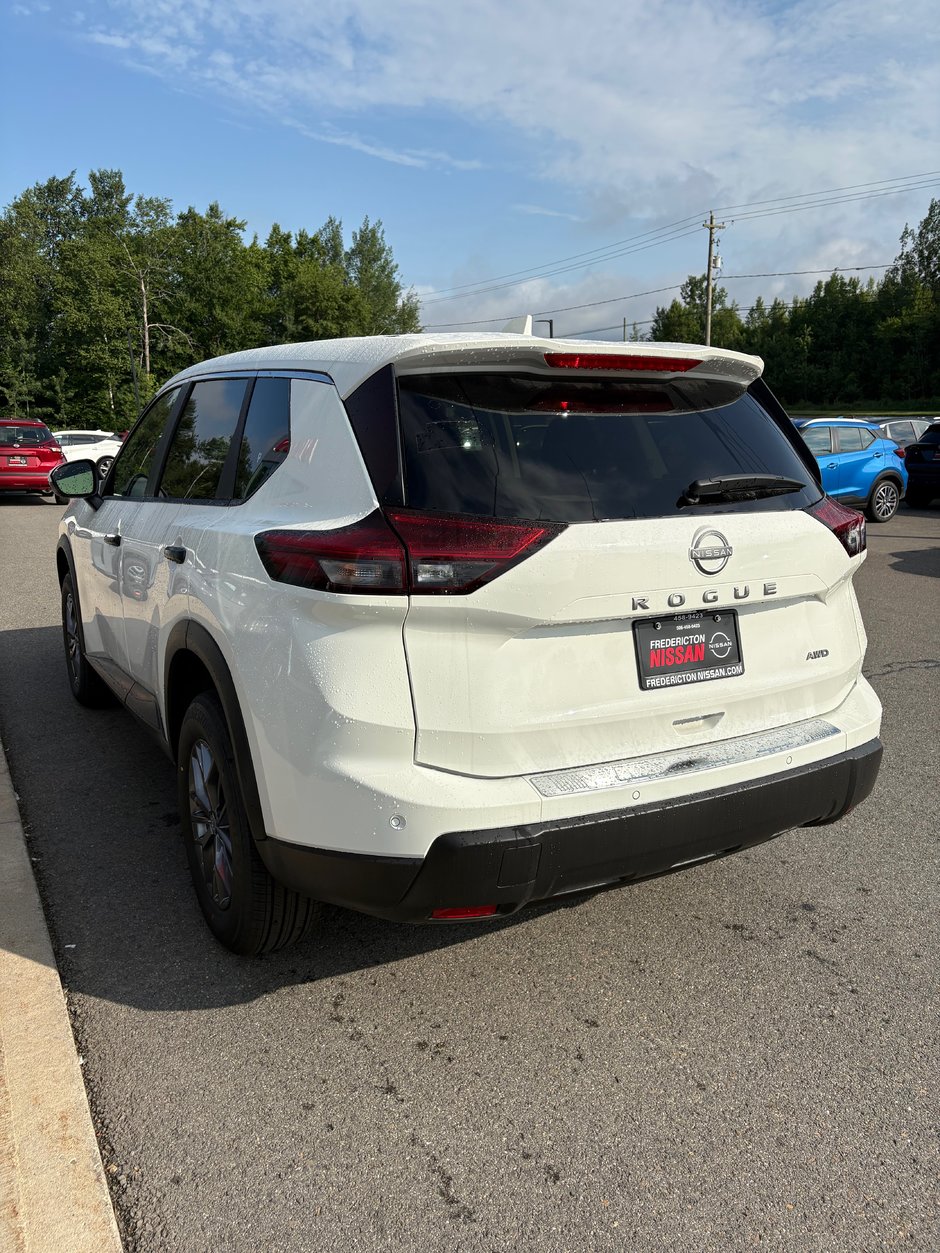 2025 Nissan Rogue S