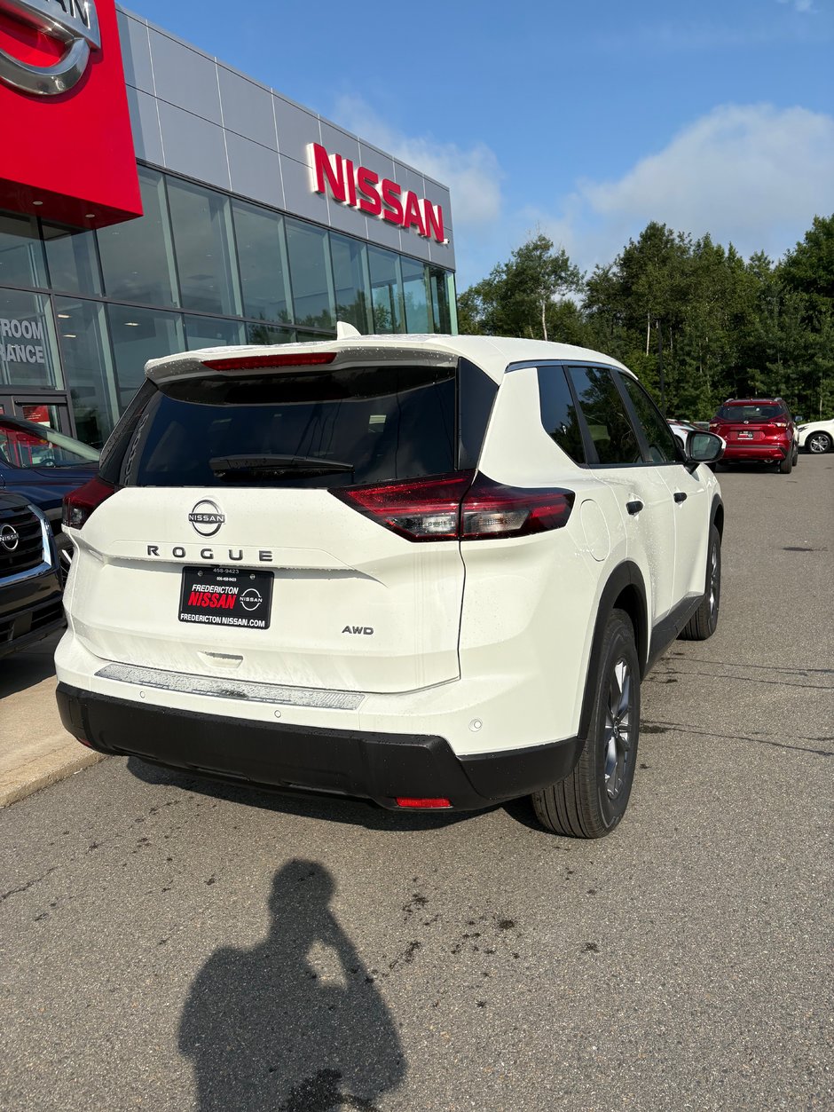 2025 Nissan Rogue S
