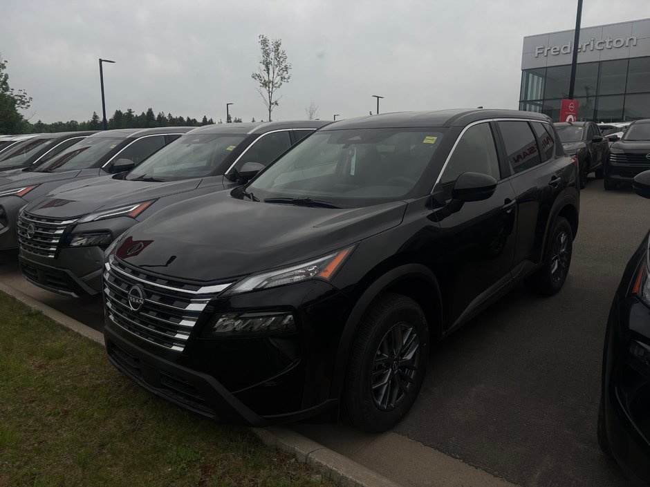 Nissan ROGUE S 2026