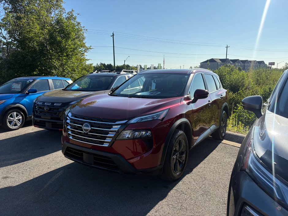 2026 Nissan ROGUE SV MOONROOF