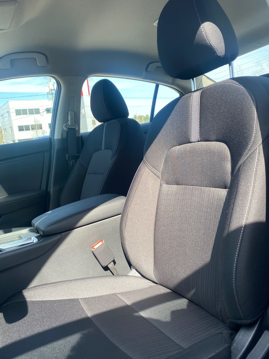 Nissan Sentra SV 2025