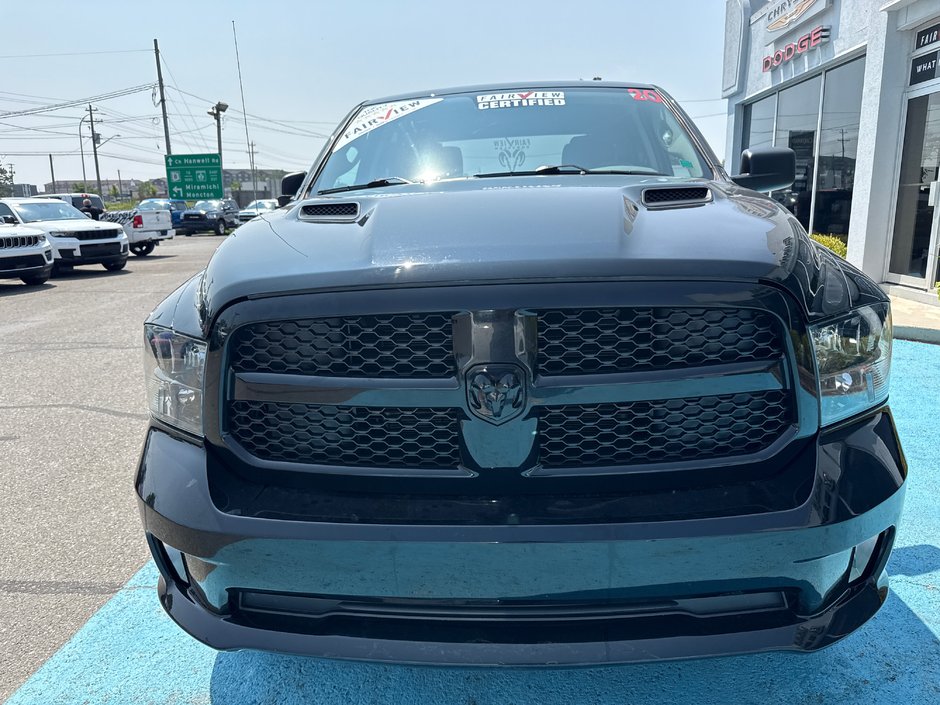 2020 Ram 1500 Classic Express V8 upgraded tires, levelling kit, blackout edition