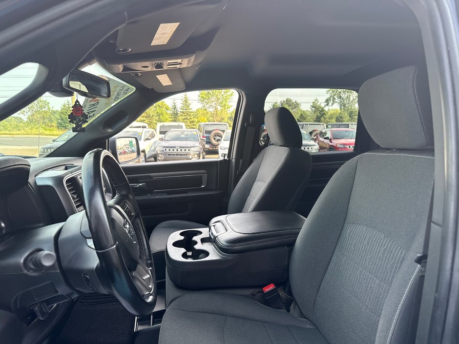 2021 Ram 1500 Classic Warlock Upgraded off-road package tow package navigation