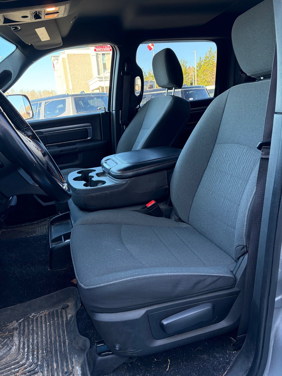 2021 Ram 1500 CLASSIC WARLOCK