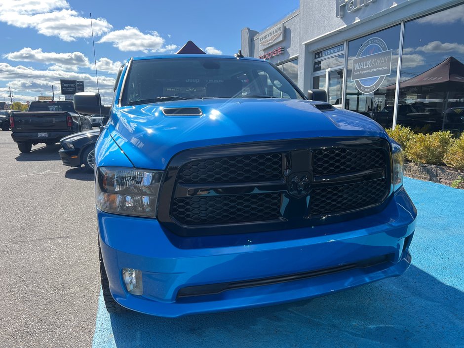 2022 Ram 1500 Classic Express Upgraded tires, tunnelcover, side, steps, bedliner, heated seats, heated wheel