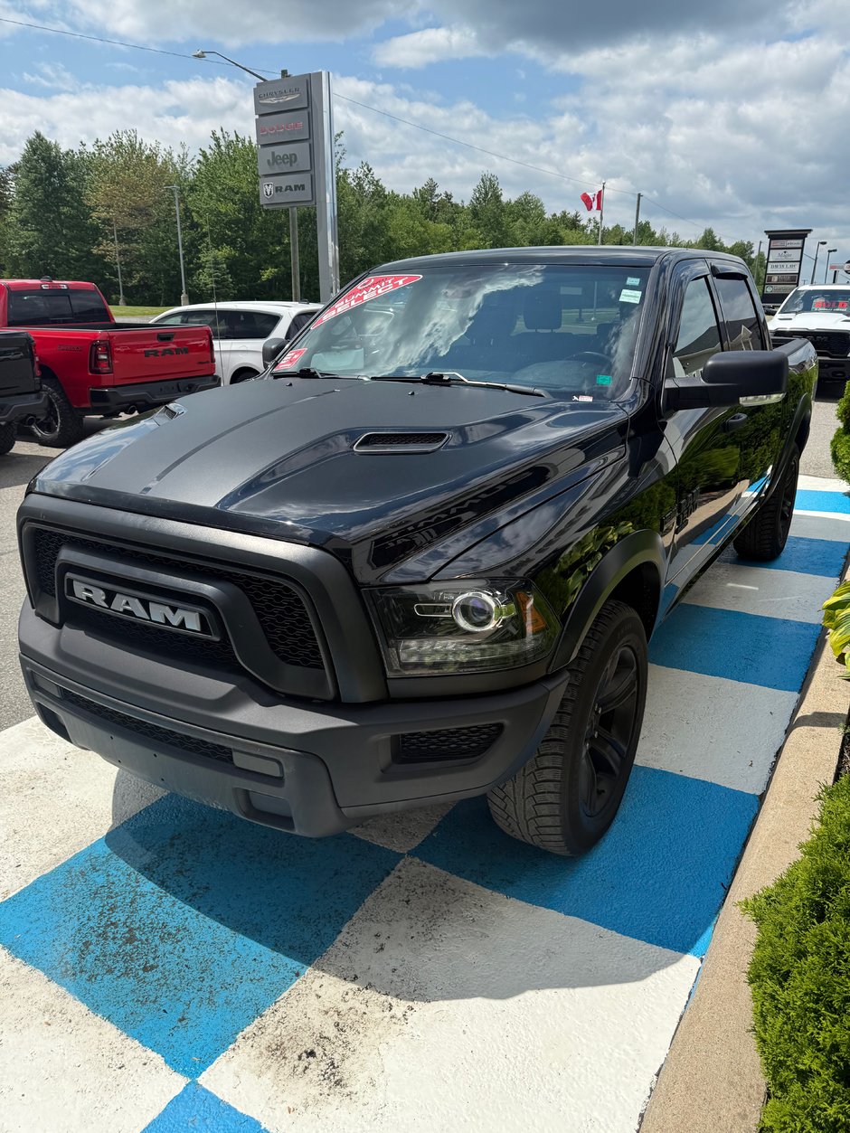 Ram 1500 Classic WARLOCK 2022