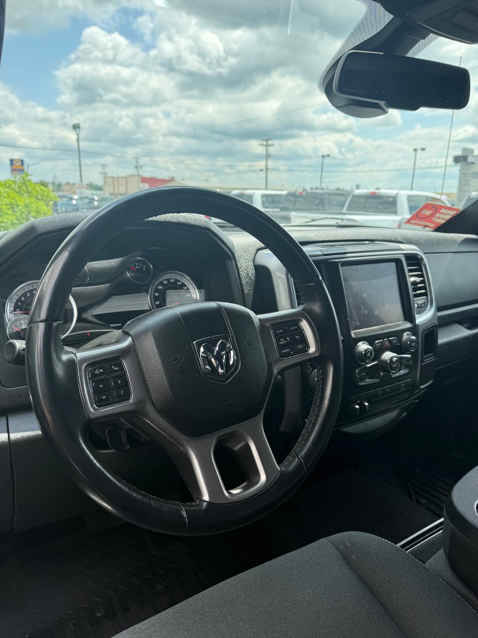 Ram 1500 Classic WARLOCK 2022