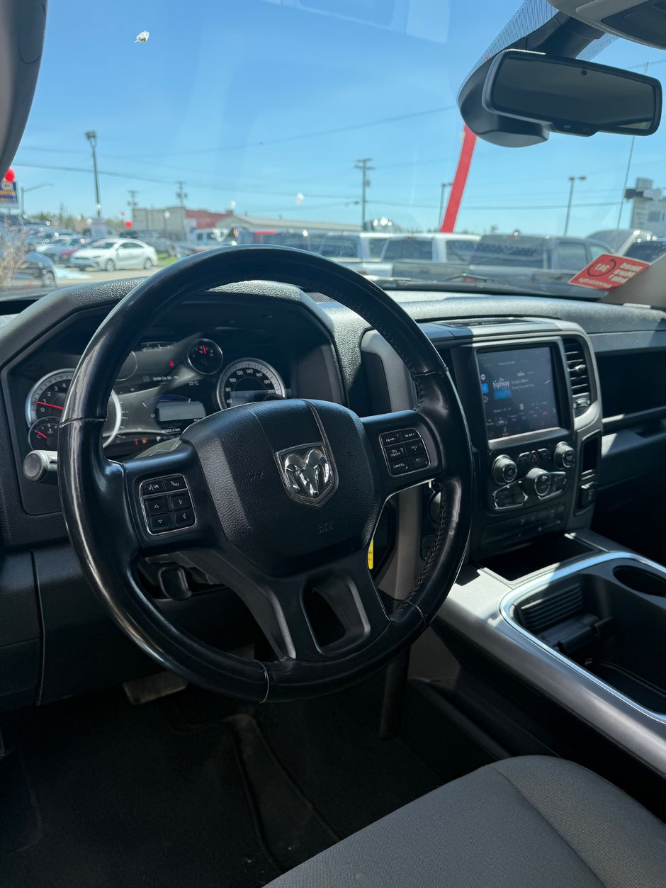 2022 Ram 1500 Classic EXPRESS