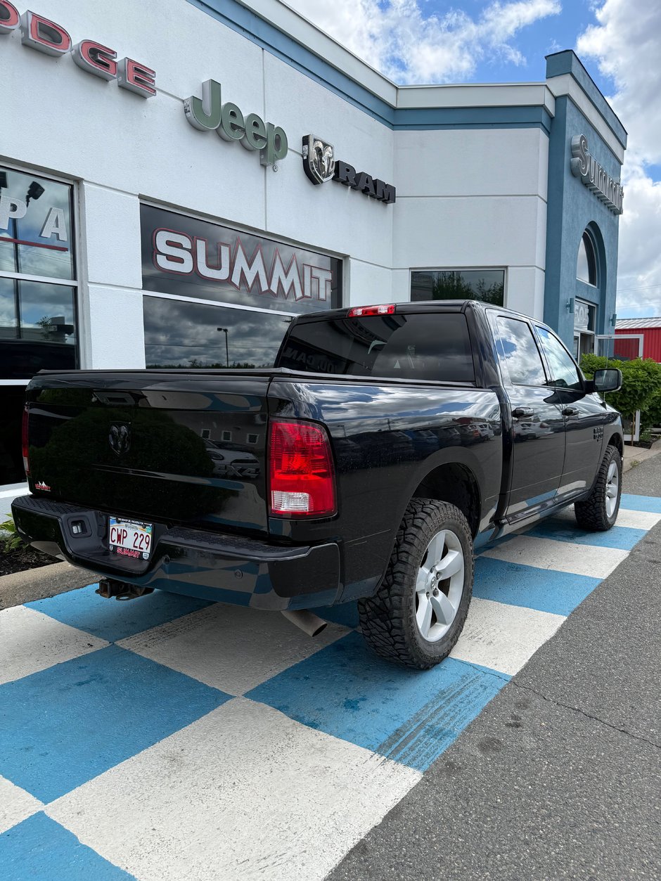 2022 Ram 1500 CLASSIC SLT 3.6L V6 CLASSIC