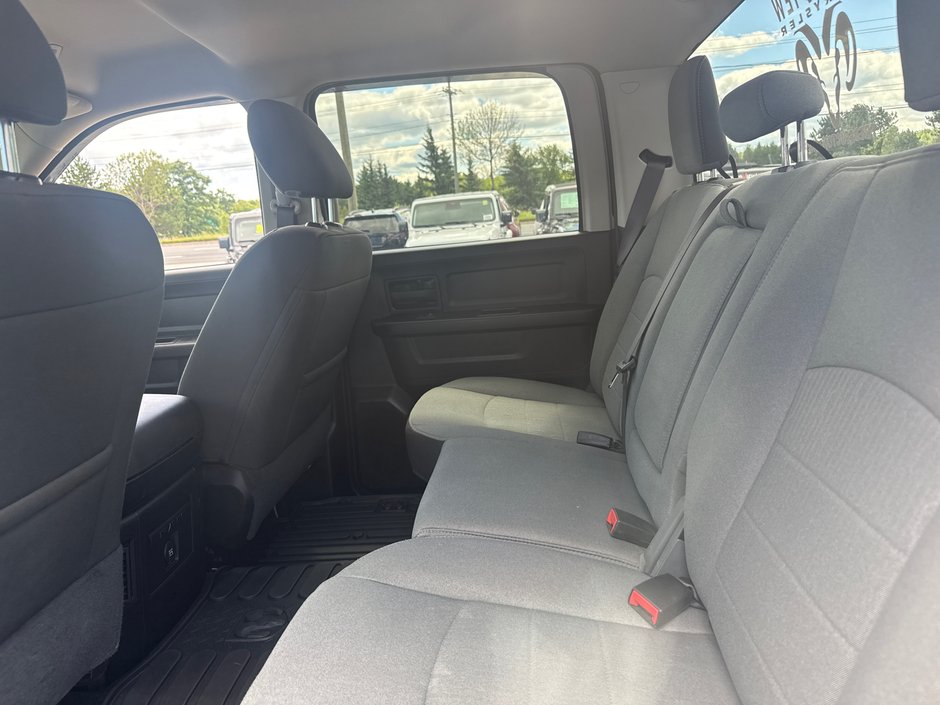 20233 Ram 1500 Classic Express Brand new 33 inch  Open Country AT , levelling kit, tire and room package