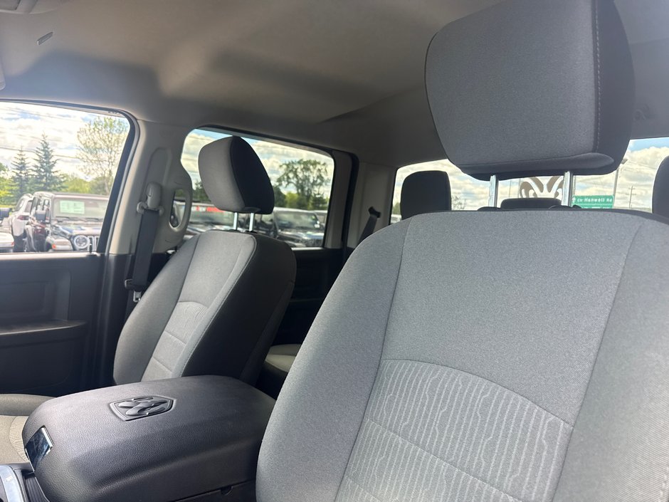 20233 Ram 1500 Classic Express Brand new 33 inch  Open Country AT , levelling kit, tire and room package
