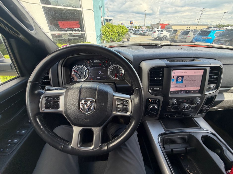 2023 Ram 1500 CLASSIC EXPRESS V6 QUAD CAB IN HARVEST ORANGE! LOW KM!