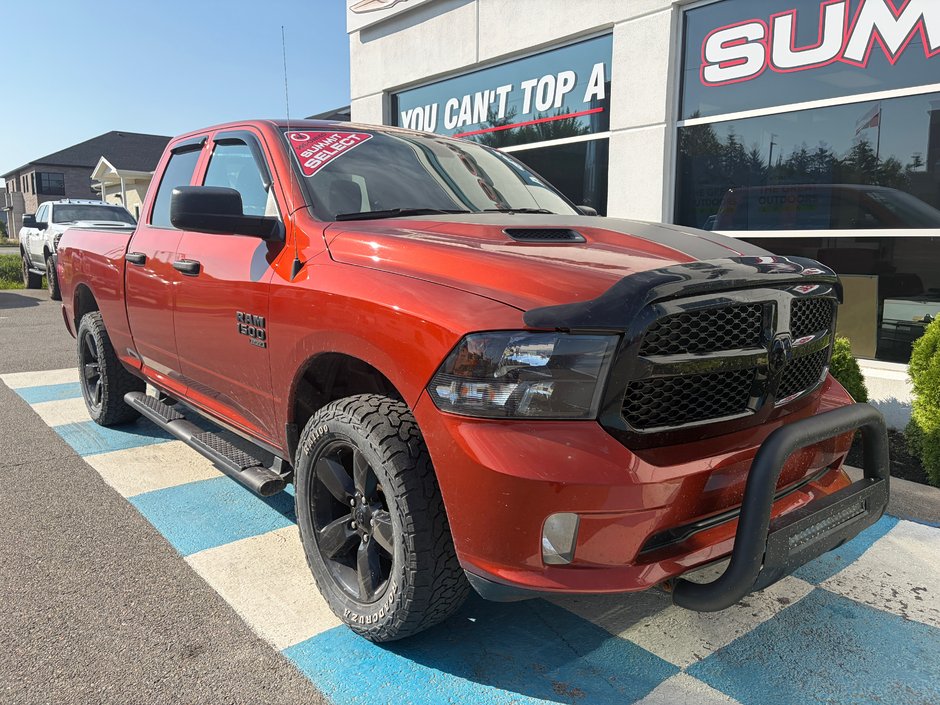 2023 Ram 1500 CLASSIC EXPRESS V6 EXPRESS IN HARVEST ORANGE!