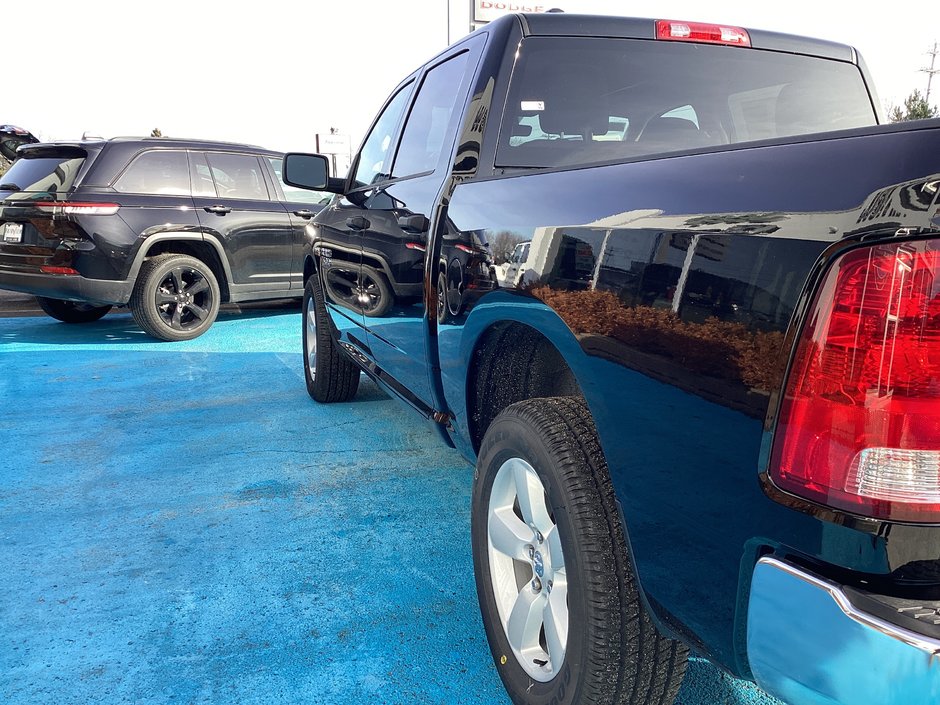 2024 Ram 1500 Classic TRADESMAN